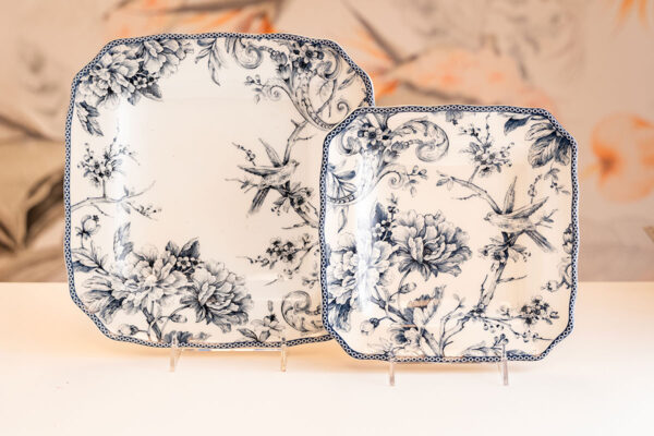 Eventus Orlando Rental Blue White Serving Plates