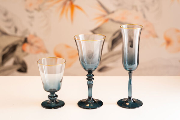 Eventus Orlando Rental Gold Rimmed Glassware Set
