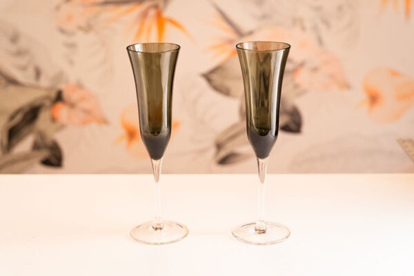Eventus Orlando Rental Ombre Champagne Flutes